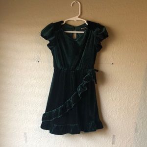 Girls Dress Zunie Green Velour Short Sleeve Holiday Christmas Dress Girls Size 4
